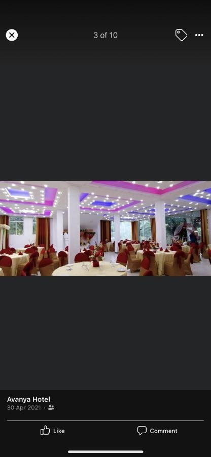 Avanya Hotel And Reception Hall Angunakolapelessa Esterno foto